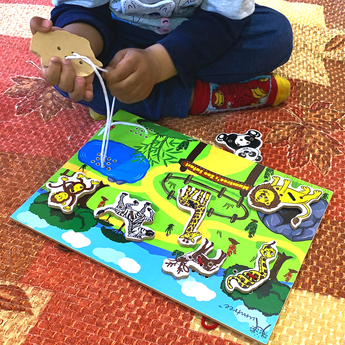 Mumtree Zoo Safari  Sew Habitat image : Includes a kid is sewing the animal figure on the Wooden sew board with lace.